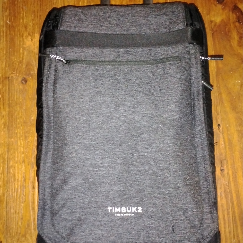 Timbuk2 roller suitcase